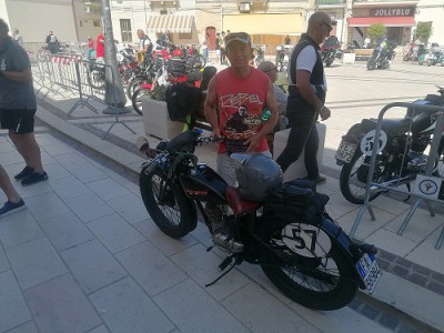 l'Harly Davidson del 1949 di cc125...mai vista prima di adesso...